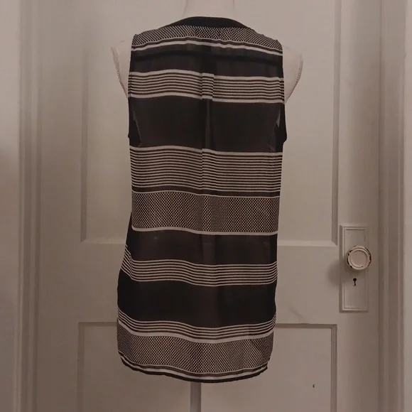 GAP Scheer navy and white tank - Picture 2 of 2